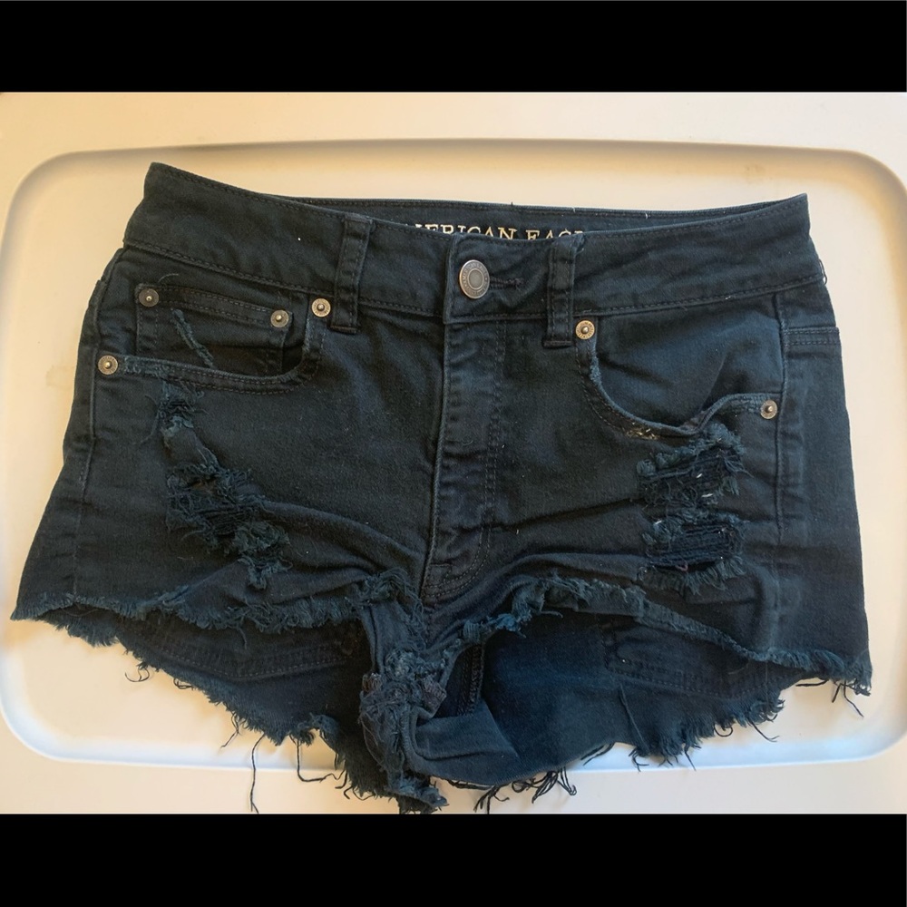 American Eagle high rise stretch black jean shorts size 6